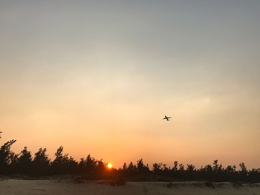 The evening flight to Saigon