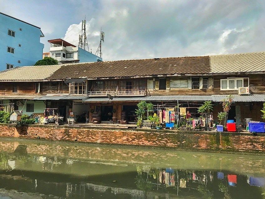 House at the Klong