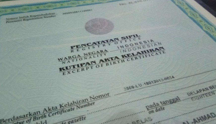 Akta kelahiran Bahasa Inggris