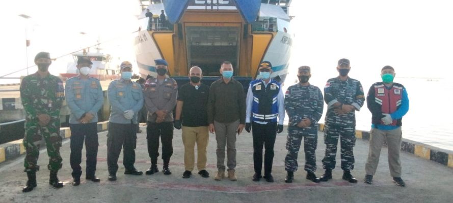 foto bersama usai giat