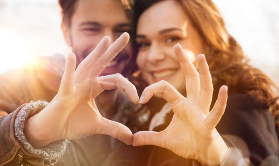 LOVE & RELATIONSHIPS