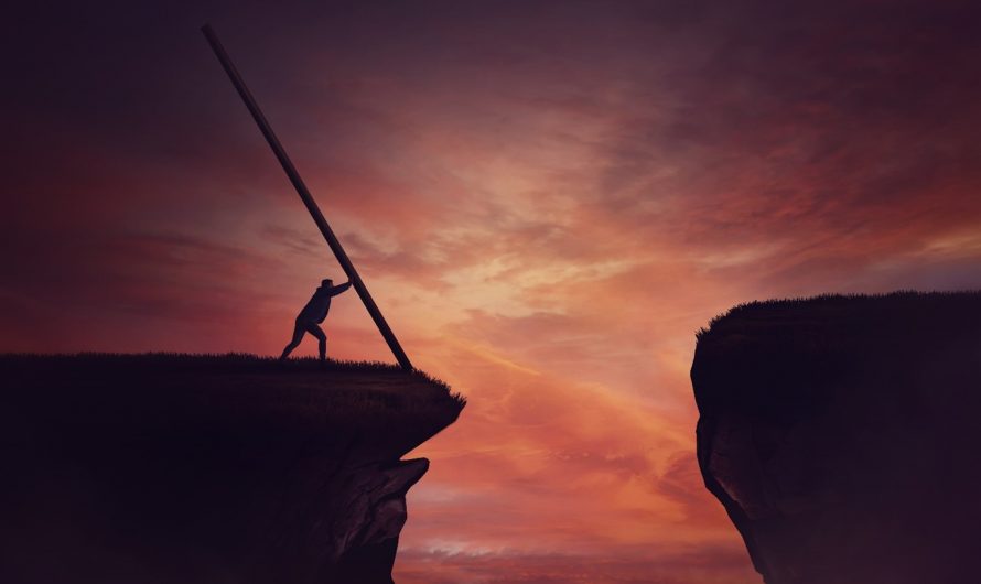 Bridging Gaps: Charese Johnson Explores How Financial Coaching Unveils Cognitive Biases and Promotes Rational Decision-Making