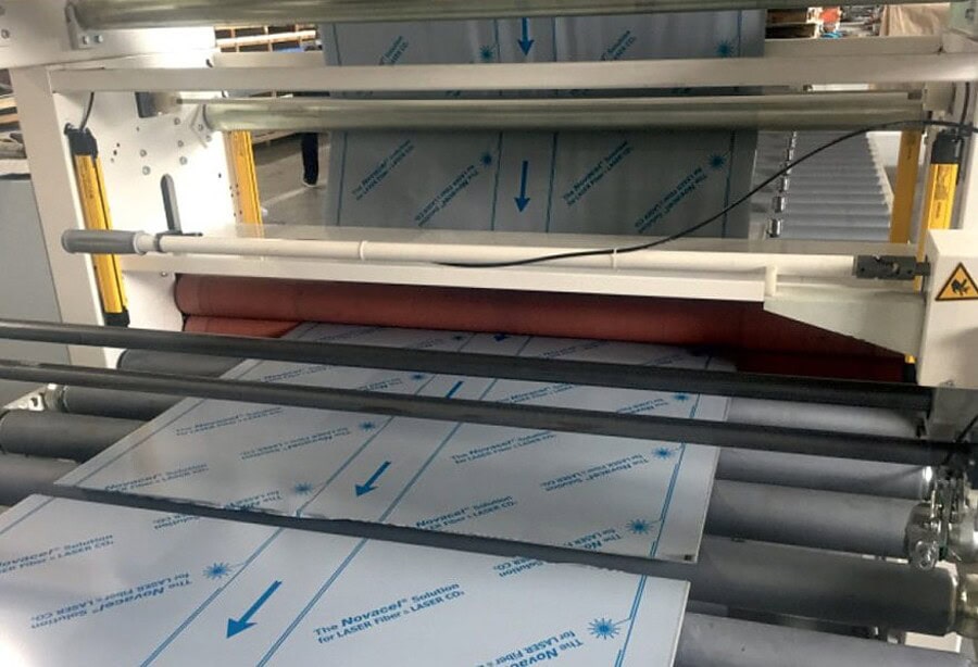 foliovani_cut Fóliování plechů