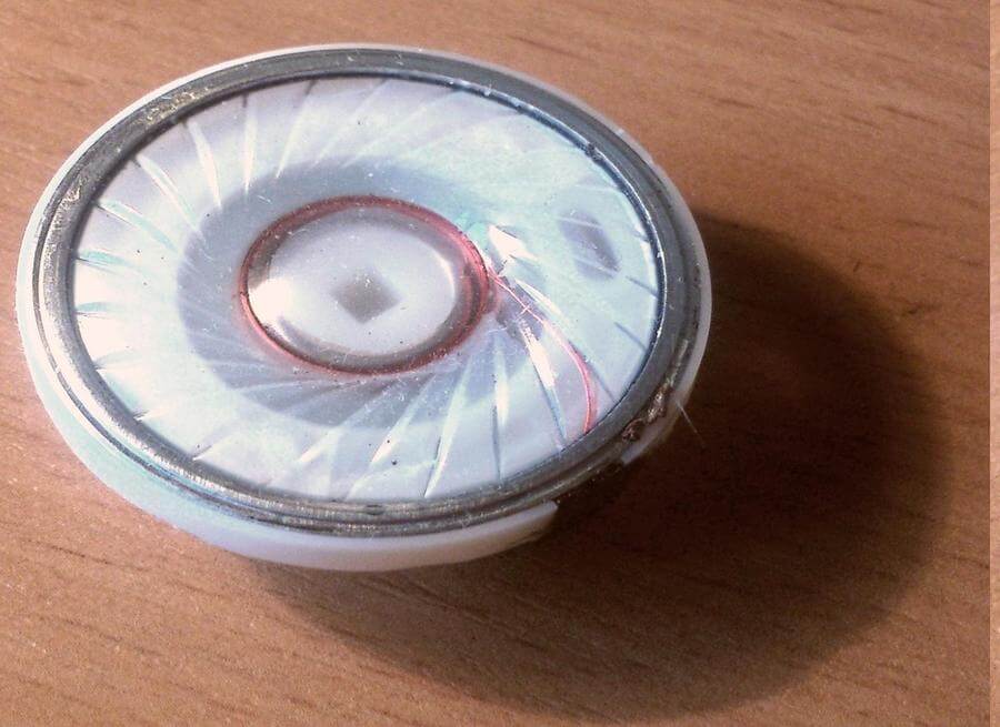 Не работает динамик наушников? Как починить динамик наушников.