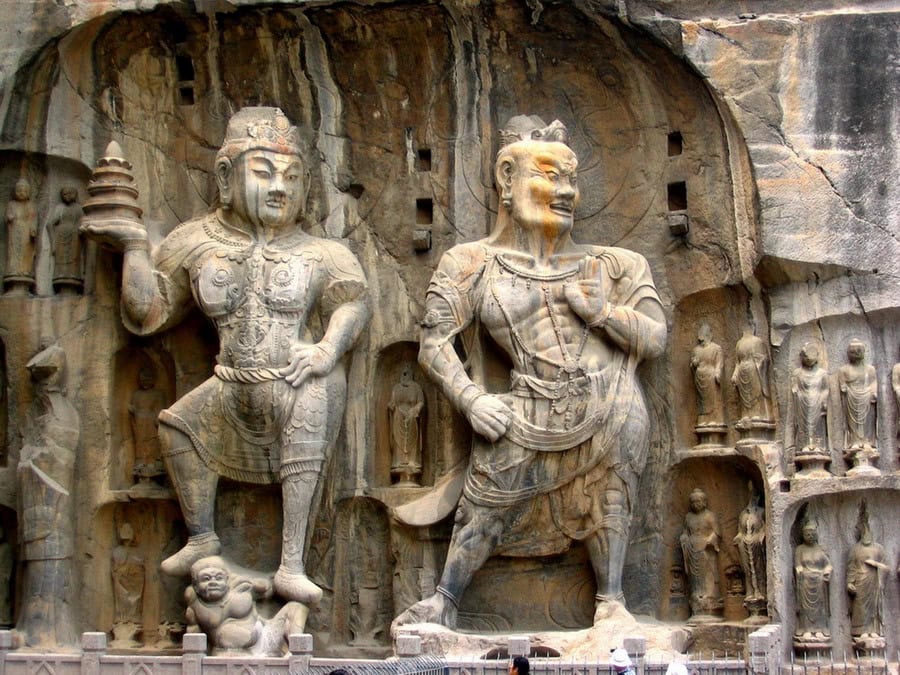 Longmen Mağaraları guyungdong mağarası
