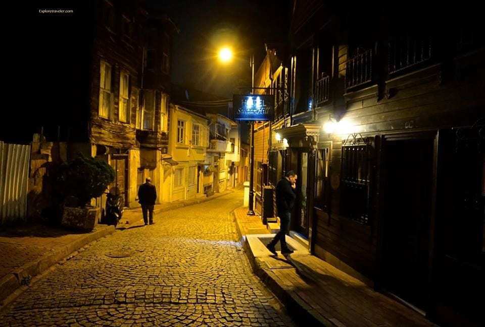 10 erstaunliche Orte - Istanbul Türkei bei Nacht 1 Abseits der ausgetretenen Pfade in Istanbul