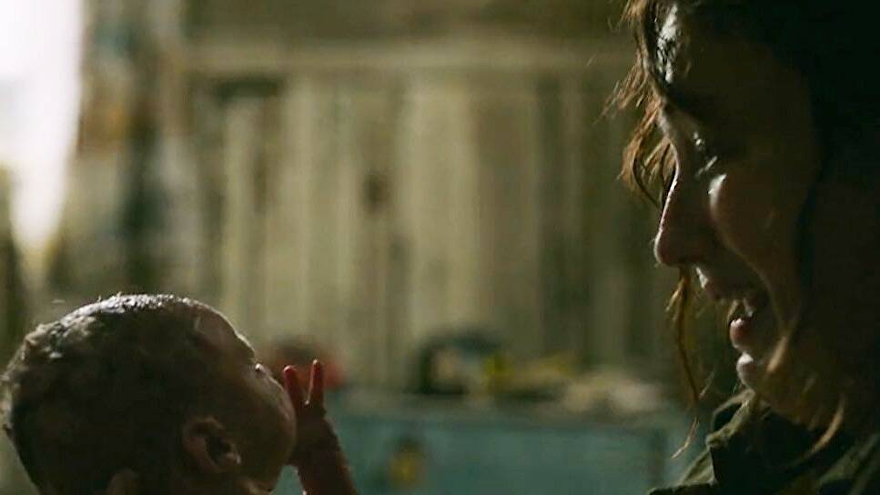 Naughty Dog Central on X: Ashley Johnson & Neil Druckmann 🔥 / X