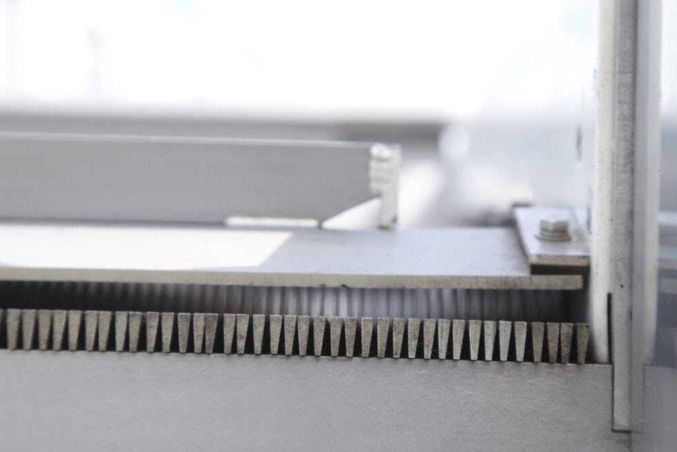 Wave Separator 811D - sludge dewatering Sludge dewatering with Wave Separator 811D