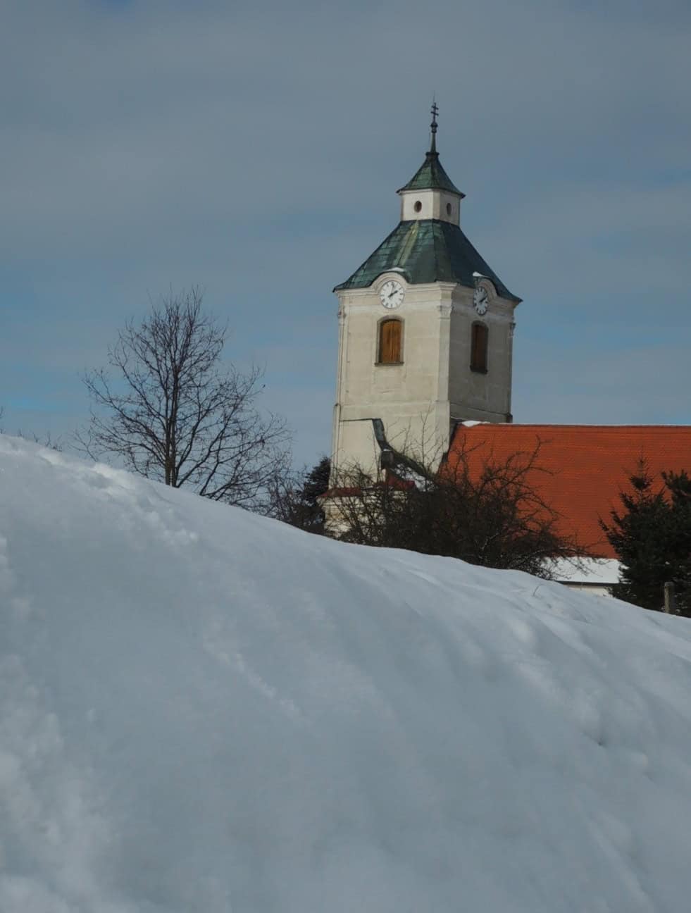 U příležitosti návštěvy dobrého divadla můžete poznat Volfířov zblízka
