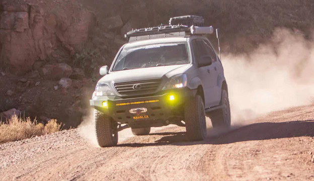 Lexus gx470 luxury yet affordable overland vehicle