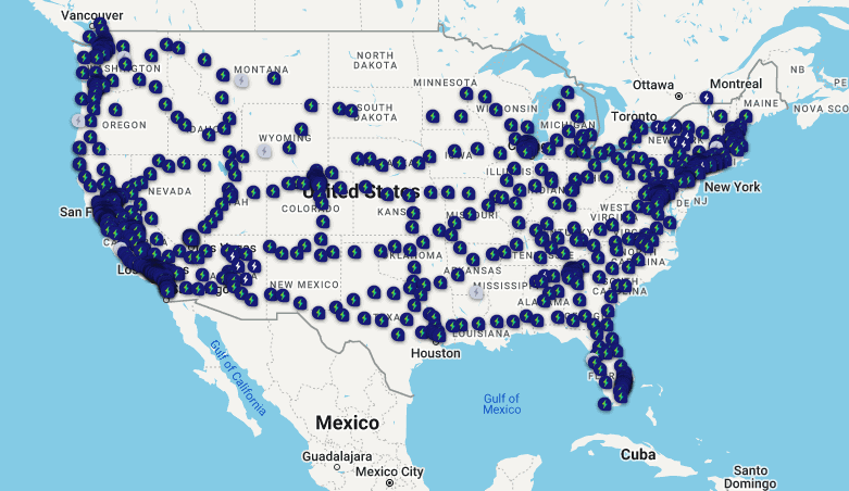 Map that shows where all the rapid and ultra-rapid chargers are around America with little lightening bolt symbols.