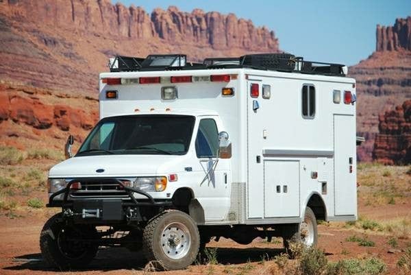 4x4 ambulance conversion