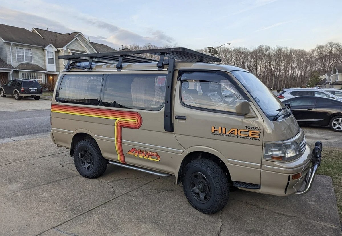 Toyota hiace