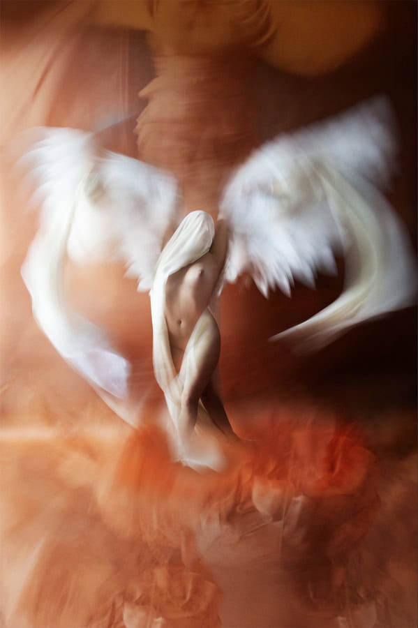 Rizlane-Figurative-Photography-8