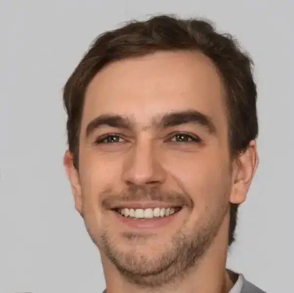 <b>Josh, </b>Owner of Cub’s Cozy Den