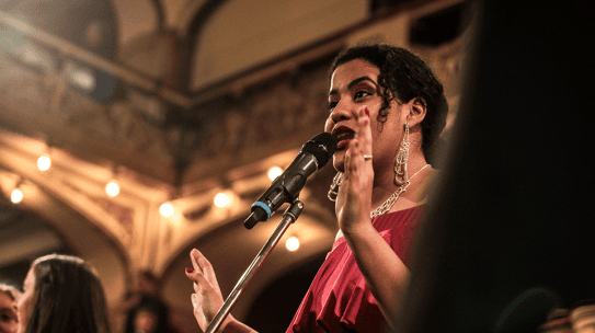 Die besten Gesangskurse zum Online singen lernen im Vergleich