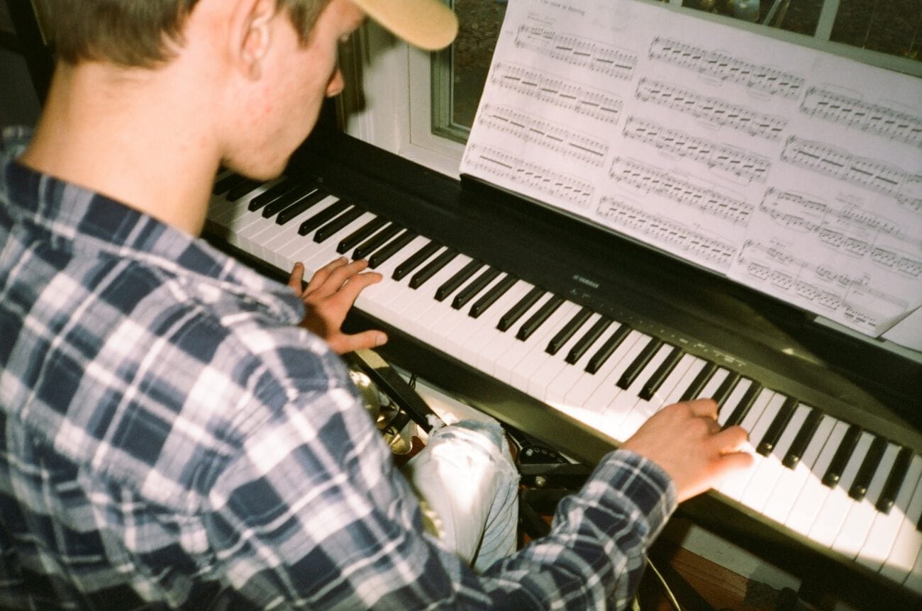 Geburtstagslieder auf dem Klavier