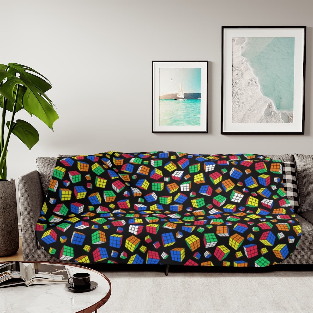 Cubes All Over - Sherpa Fleece Blanket Covered With Rubik's Cubes With a Black Background - Image 4