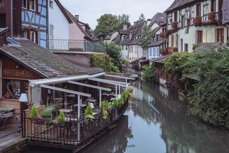 Comment devenir chauffeur VTC à Colmar ? Le guide complet 2026