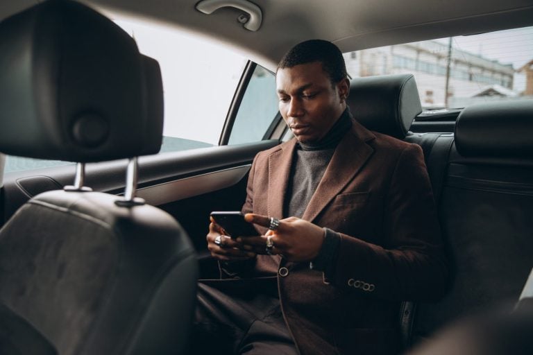 Pourquoi un chauffeur VTC doit-il créer son propre site Internet ?