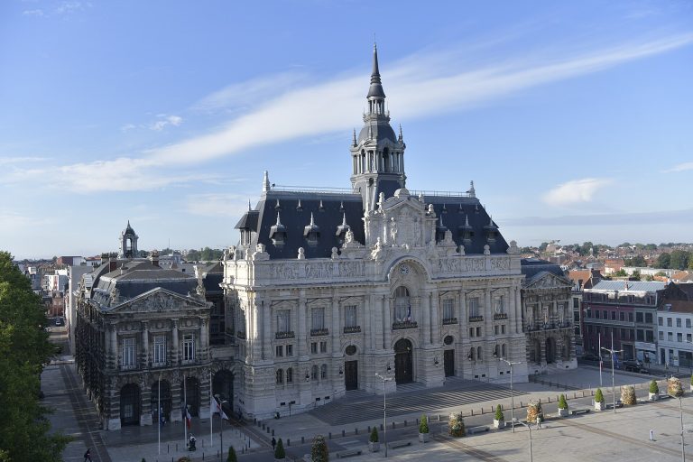 Comment devenir chauffeur VTC à Roubaix et Tourcoing ? Le guide complet 2026