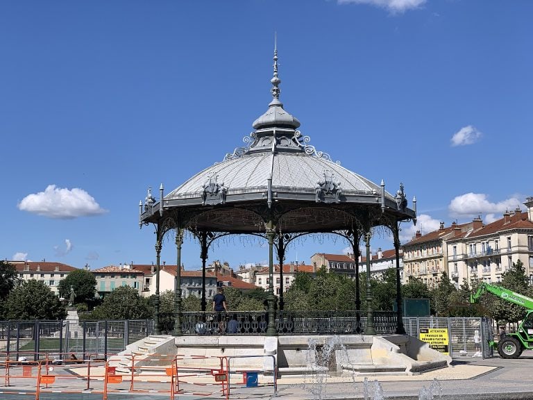 Comment devenir chauffeur VTC à Valence ? Le guide complet 2026
