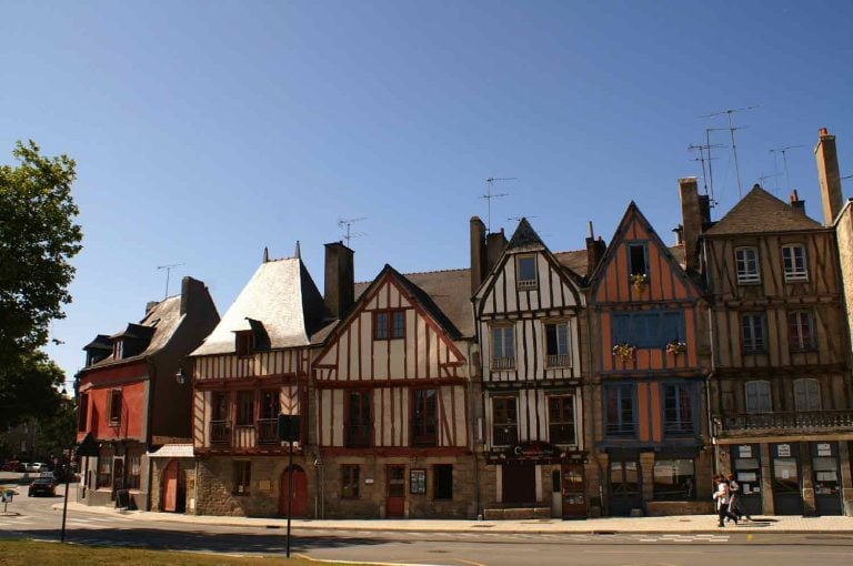 Comment devenir chauffeur VTC à Vannes ? Le guide complet 2026