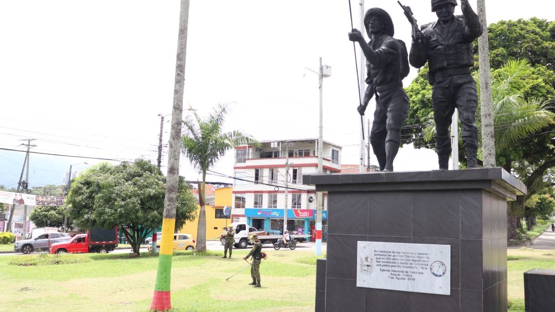Policía, Ejército y Alcaldía se unen para embellecer las rotondas de Ibagué en su cumpleaños 475 Policía, Ejército y Alcaldía se unen para embellecer las rotondas de Ibagué en su cumpleaños 475