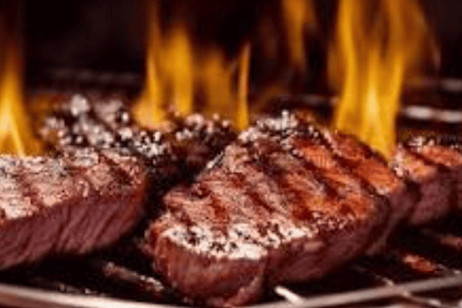 Entrecôte de boeuf dans la dernière phase de cuisson