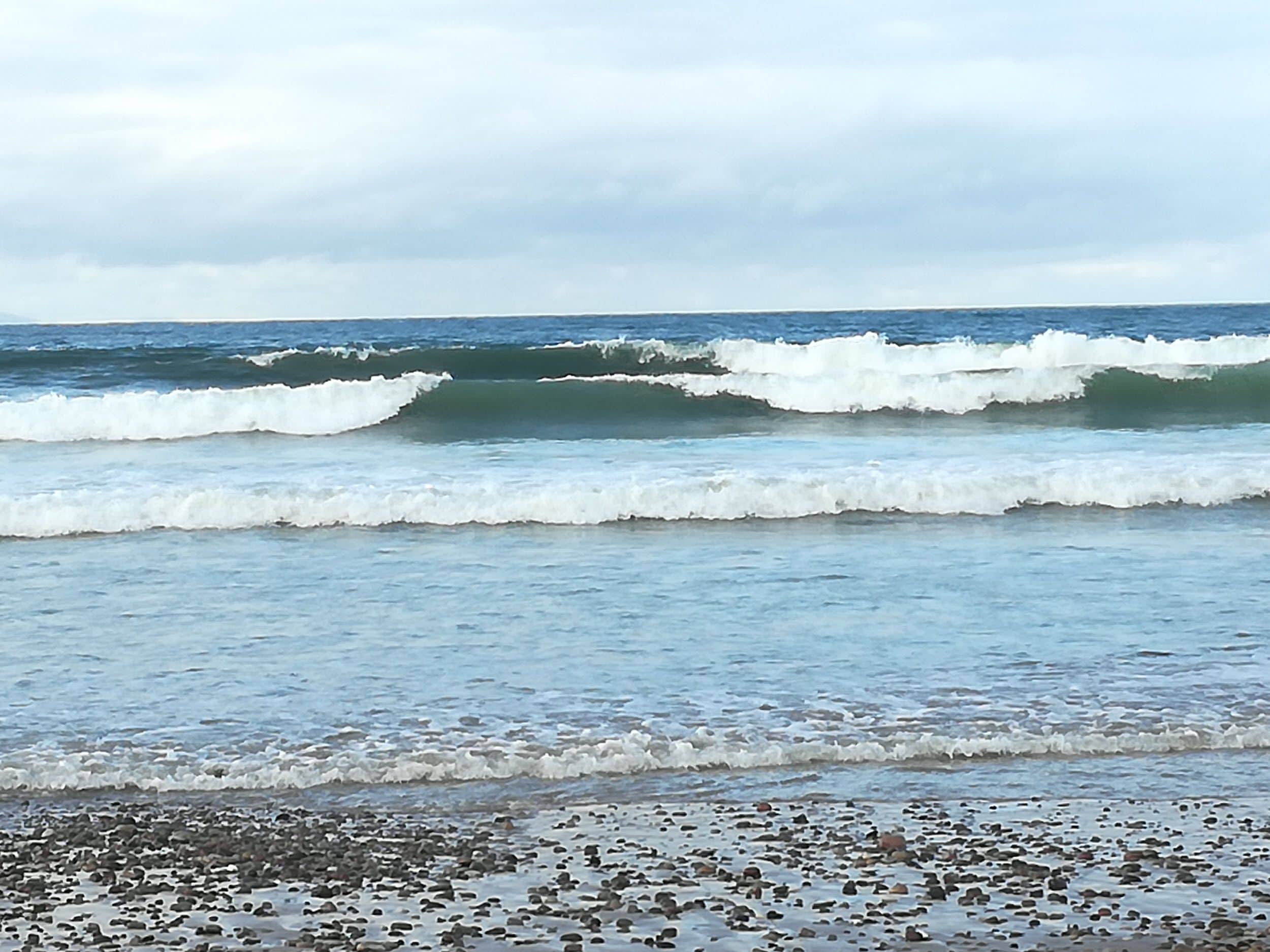Findhorn beach waves