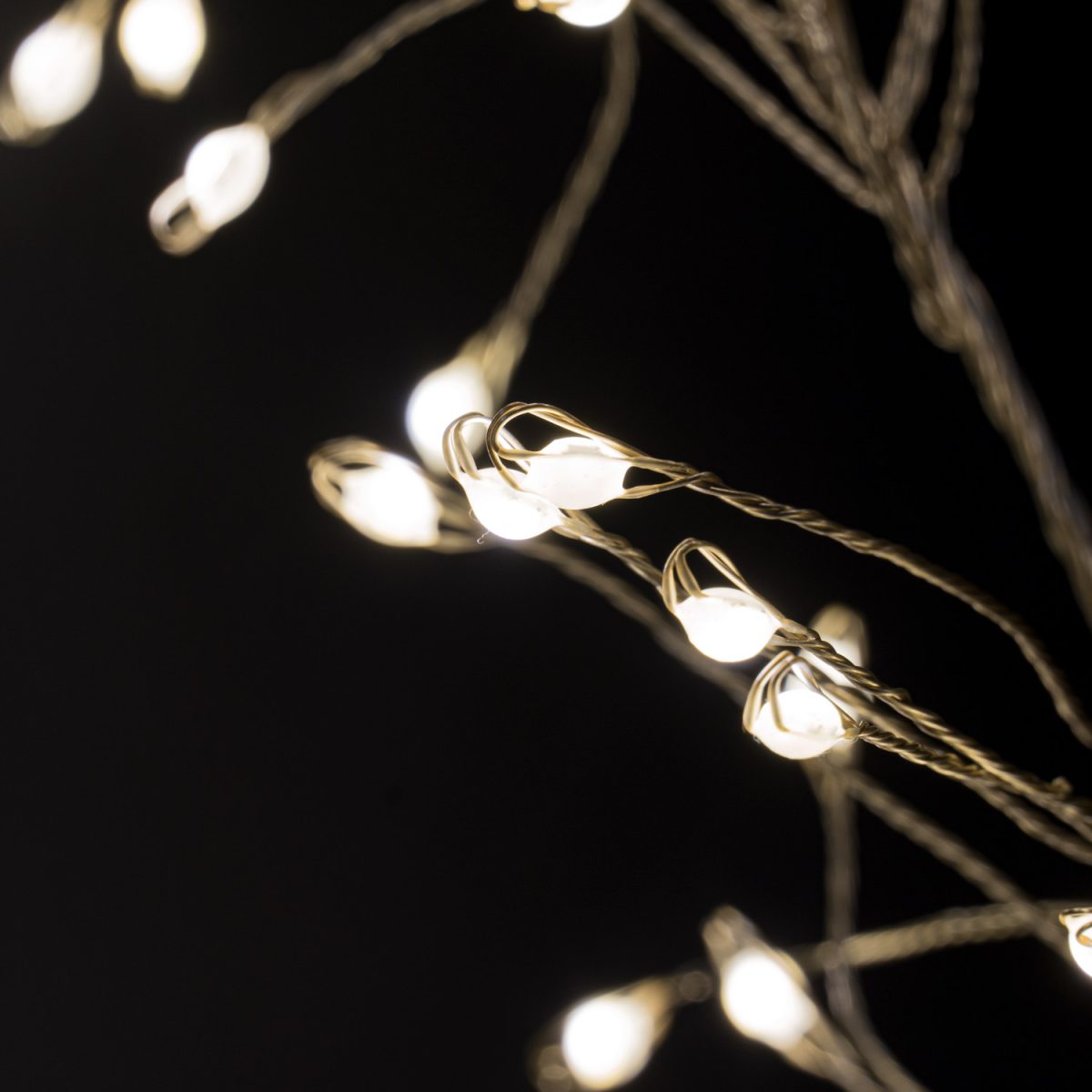 2.75m9ft Plug-In LED 8 Sequence Warm White Cluster String - 20cm x 20cm x 520cm