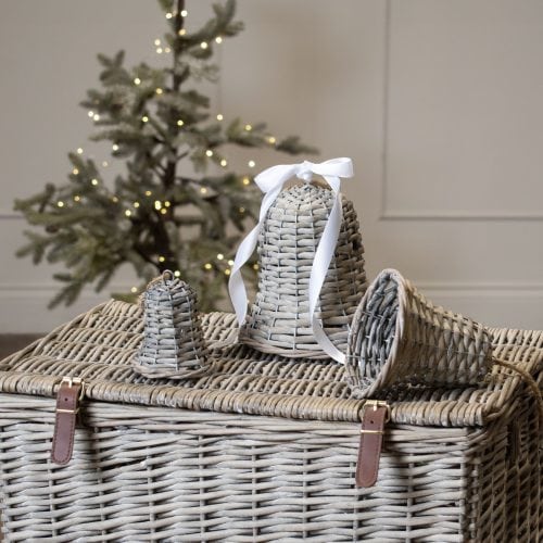Small Wicker Bell Decoration - 6cm x 6cm x 8cm