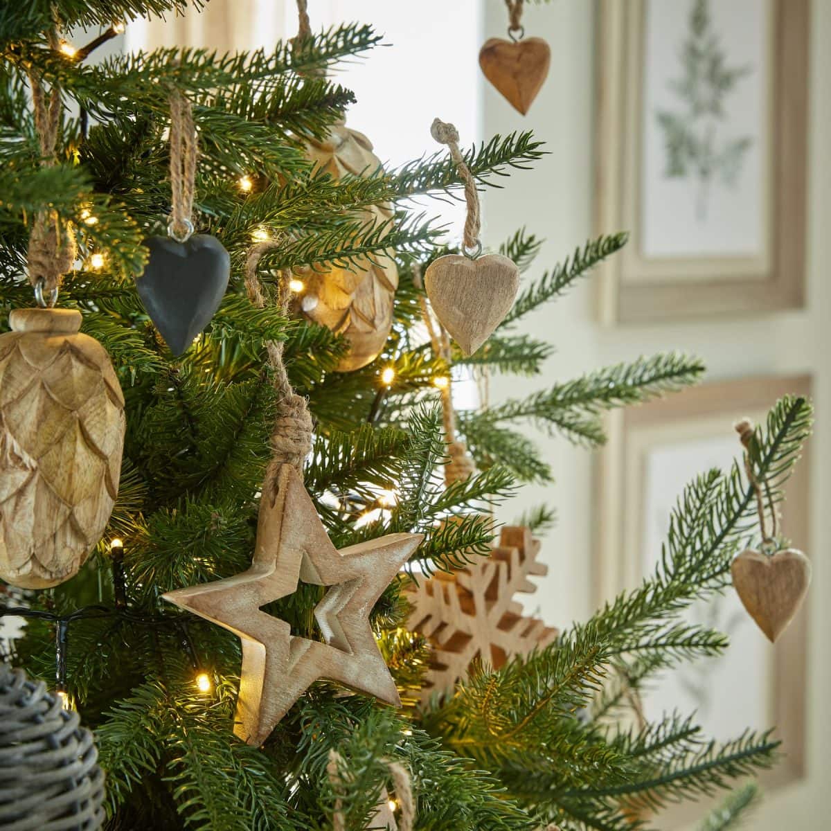 White Wash Small Wooden Hanging Star Decoration - 1cm x 10cm x 10cm