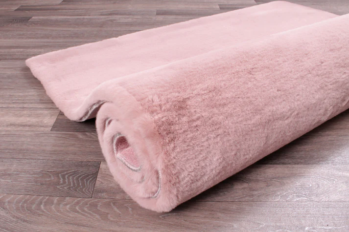 Blush Luxury Artificial Fur Rug