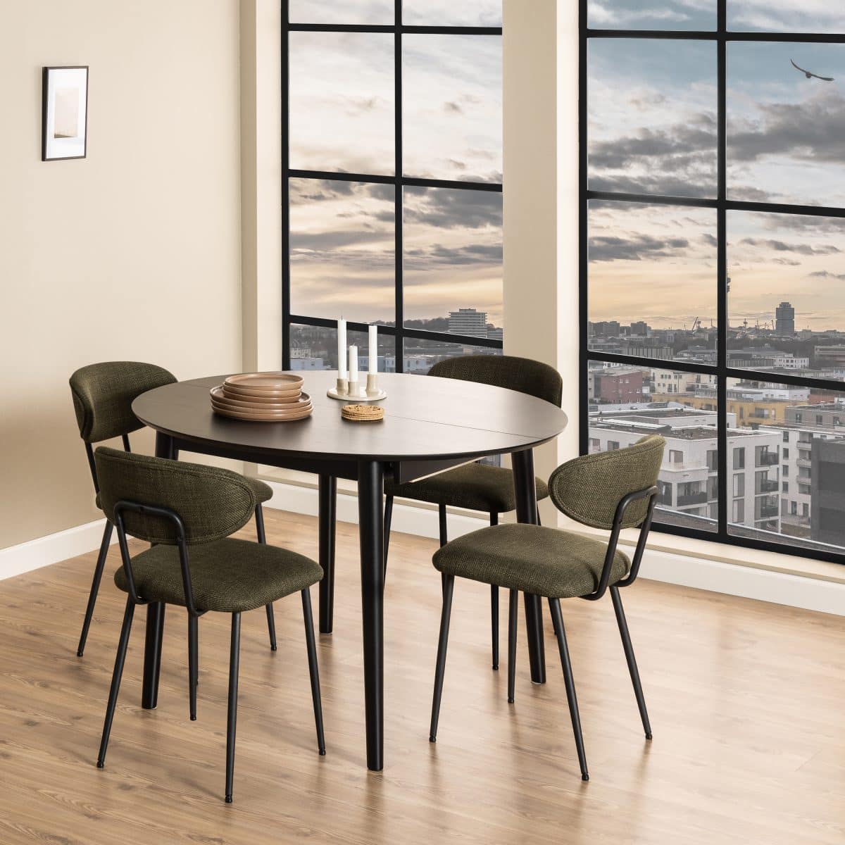 Harlaxton Round Dining Table, Black
