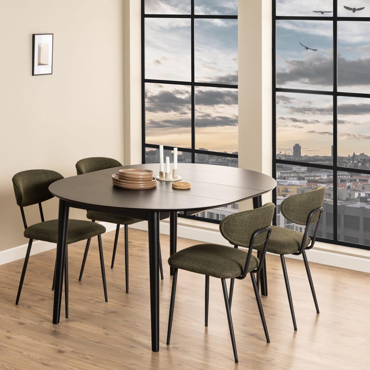 Harlaxton Round Dining Table, Black