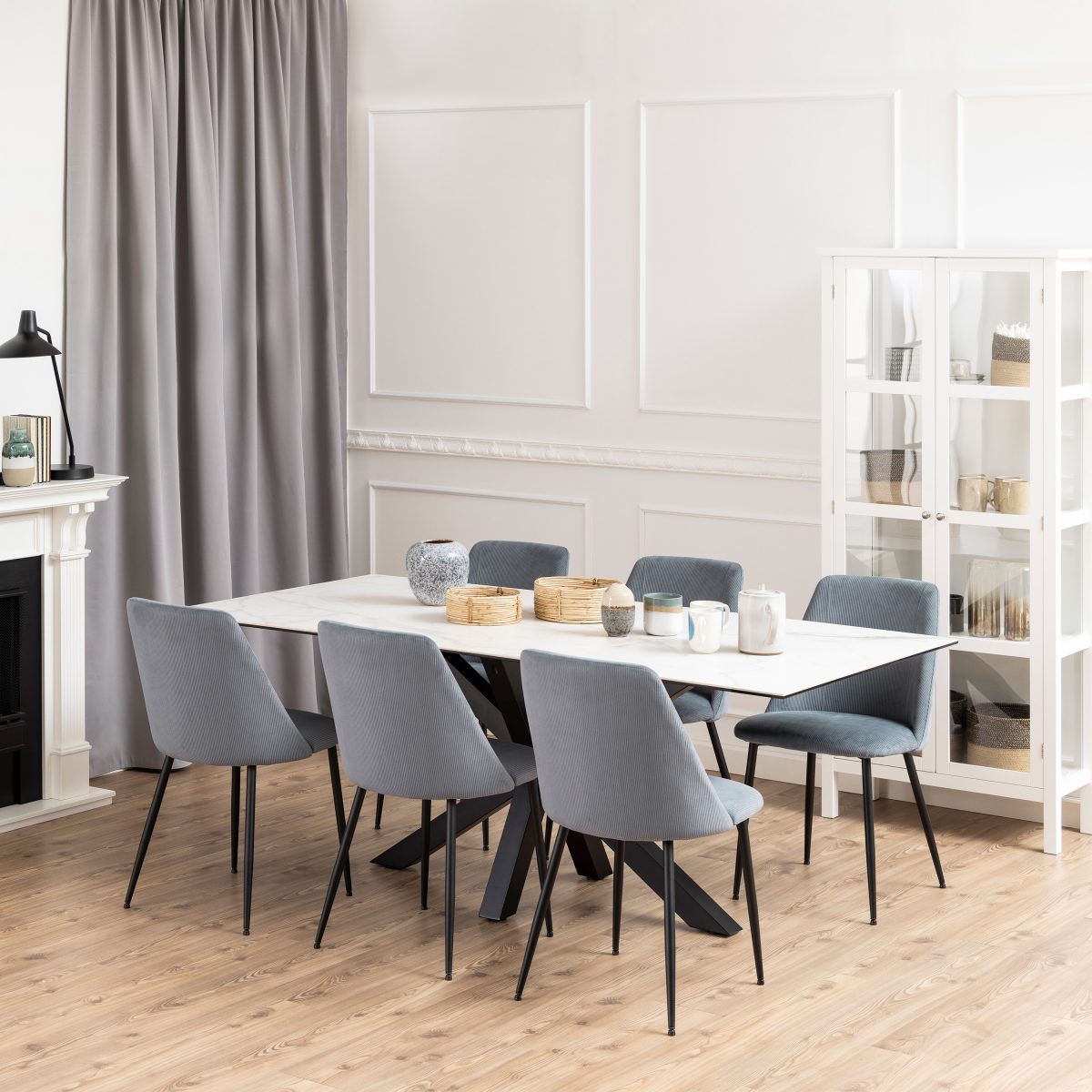 Caernarfon Ceramic Dining Table, White