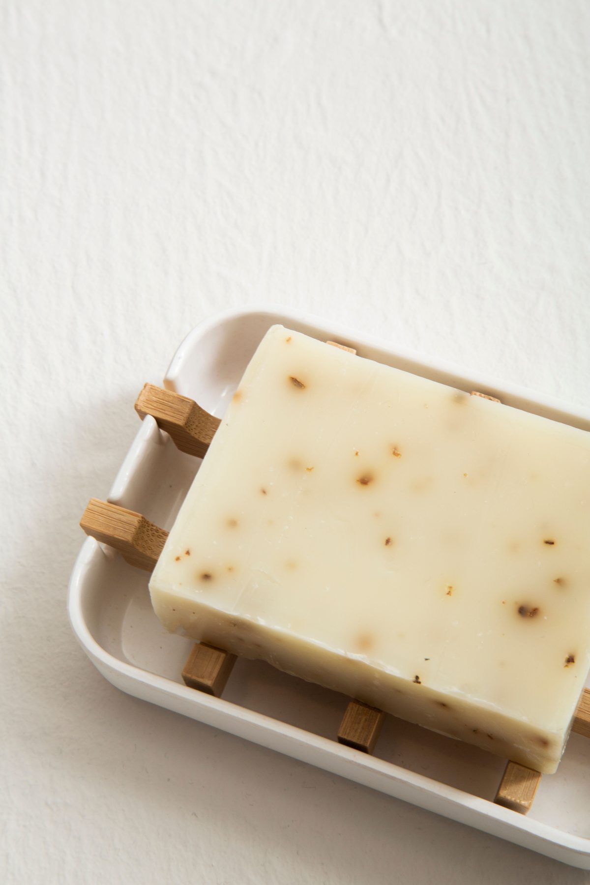 Sutton White Soap Dish