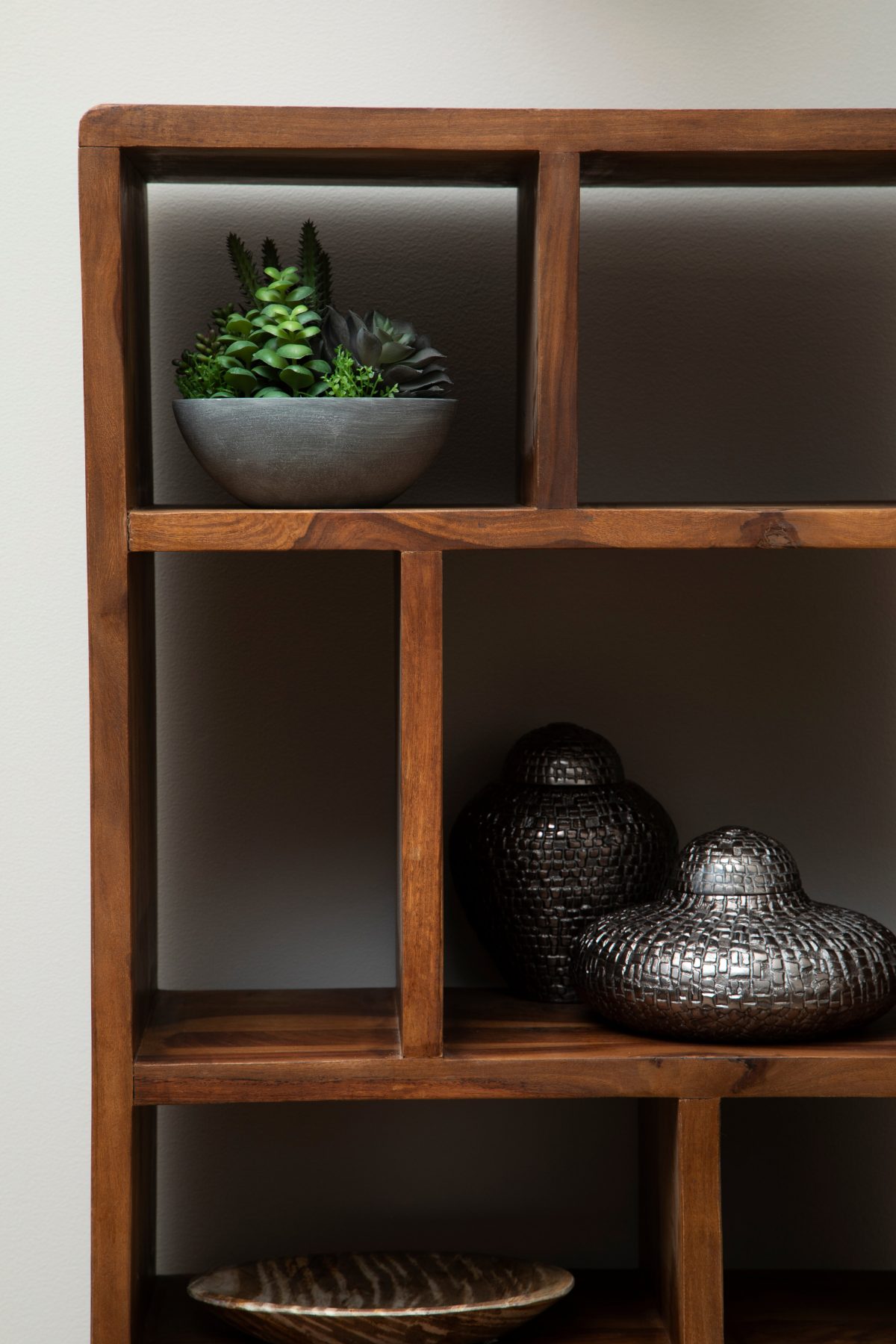 Amadora Bookcase