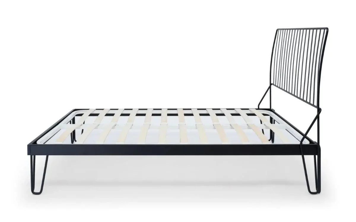 Finn King Size Black Metal Bed