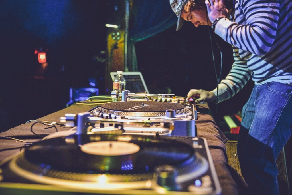 Besitzen berühmte DJs wie Martin Garrix einen eigenen Privatjet?