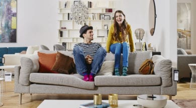 Connection-Between-Credit-Cards-and-FICO-Score-Why-It-Matters