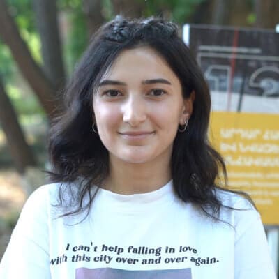Diana Pirumyan (Arménie). Pourquoi j’ai rejoint Le FUTUR ARMÉNIEN (vidéo)