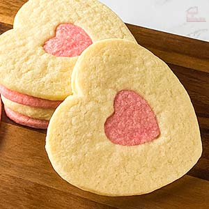 pink and white nested heart cookies