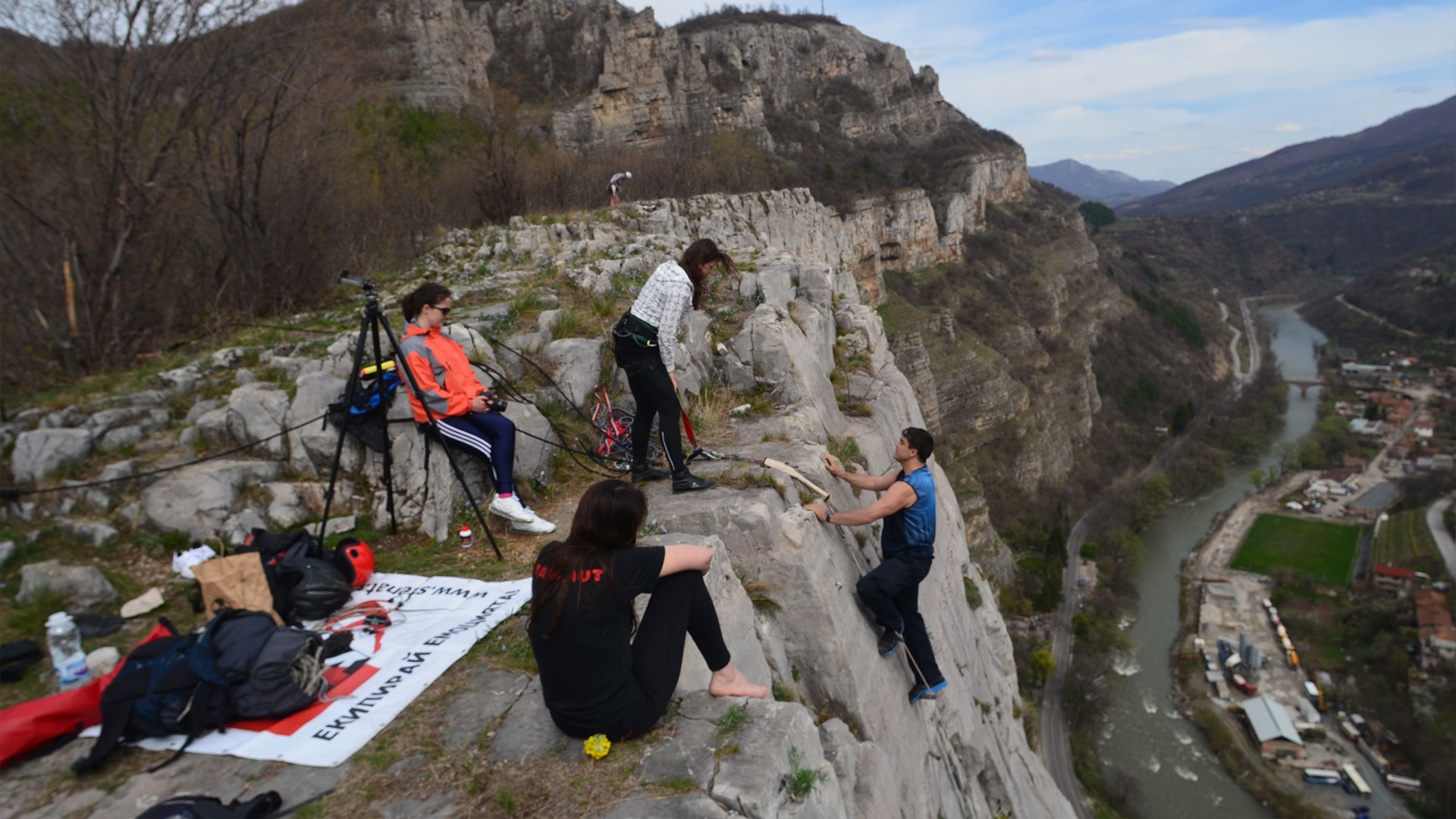 Club E.X.T.R.E.M.E. Rope Access