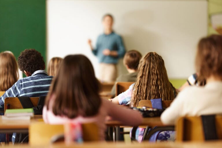 Tell Arizona Lawmakers: Put Classrooms First