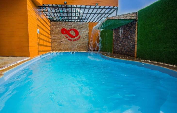 Tuana Patong Holiday Hotel