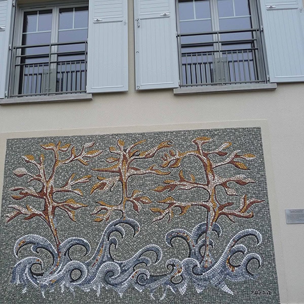Atelier Mosaïc Concept : Fluides terrestres - Mosaïque en façade à Limay