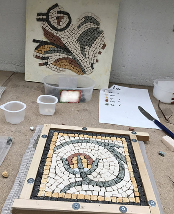 Mosaïc Concept, Stage de mosaïque à Antony : Copies d'ancien en marbre