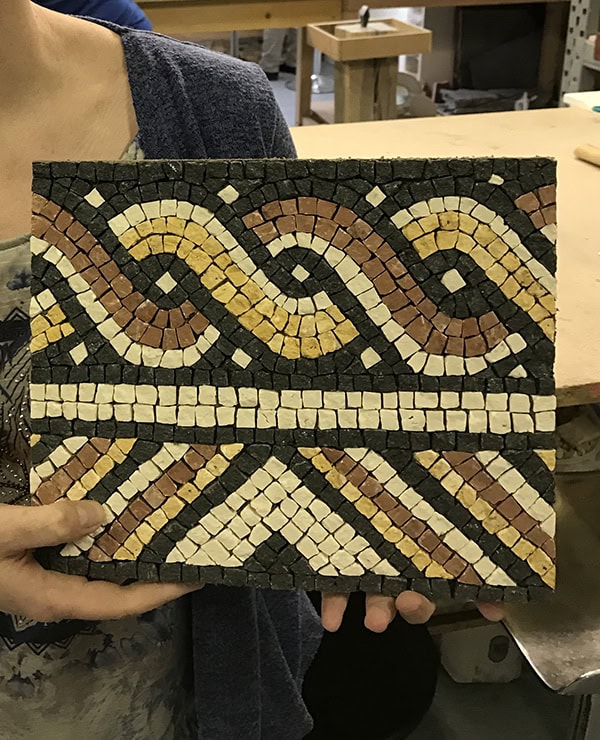 Mosaïc Concept, stage de mosaïque : Copie d'ancien en marbre prêt à accrocher